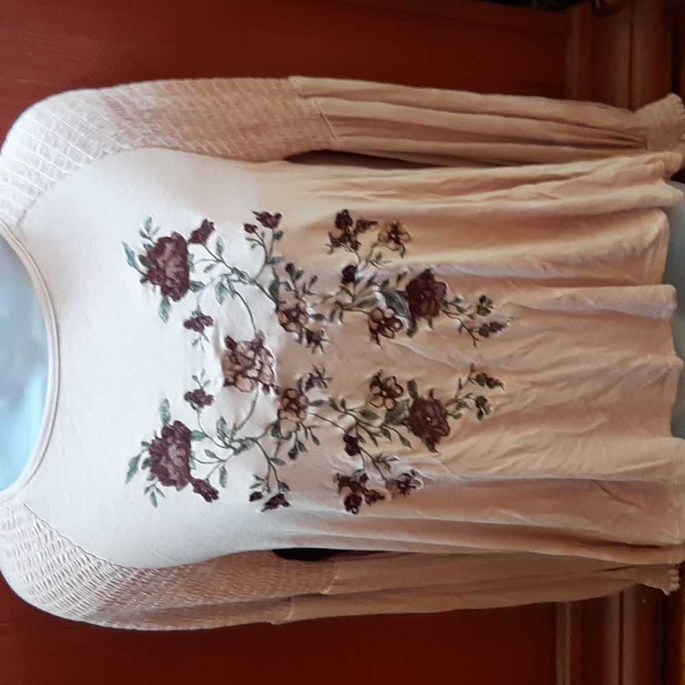 Coco + Jamieson shirred, puffed sleeve top
